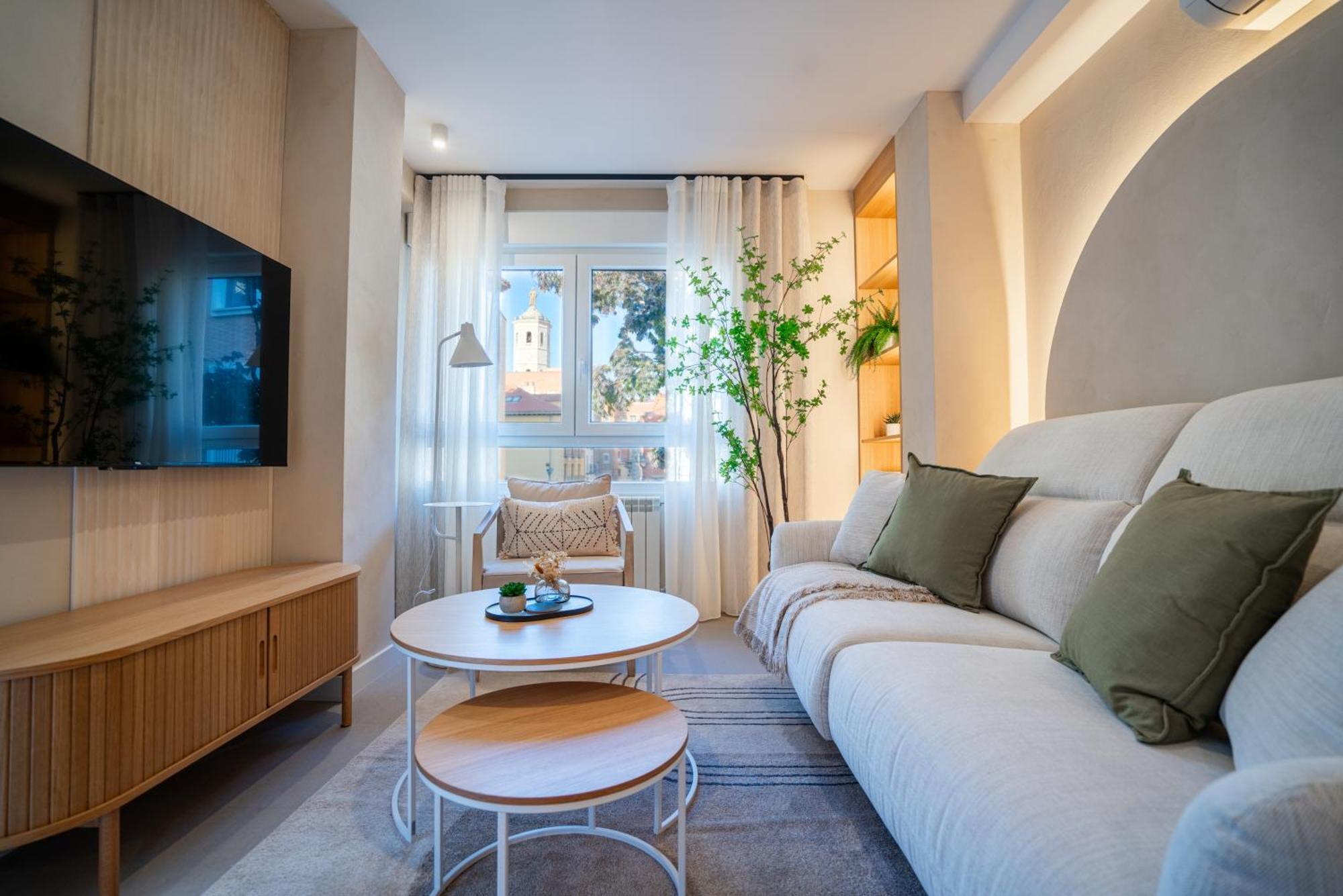 Wow Apartamentos Valladolid Exteriér fotografie